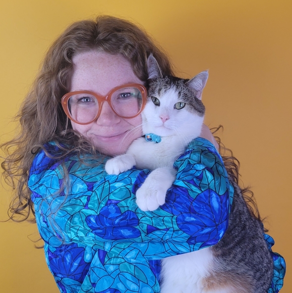 Meet your Posher, Julia - Picture 2 of 16